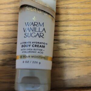 Bath & Body Works Warm Vanilla Sugar Ultimate Hydration Body Cream 8 oz NEW